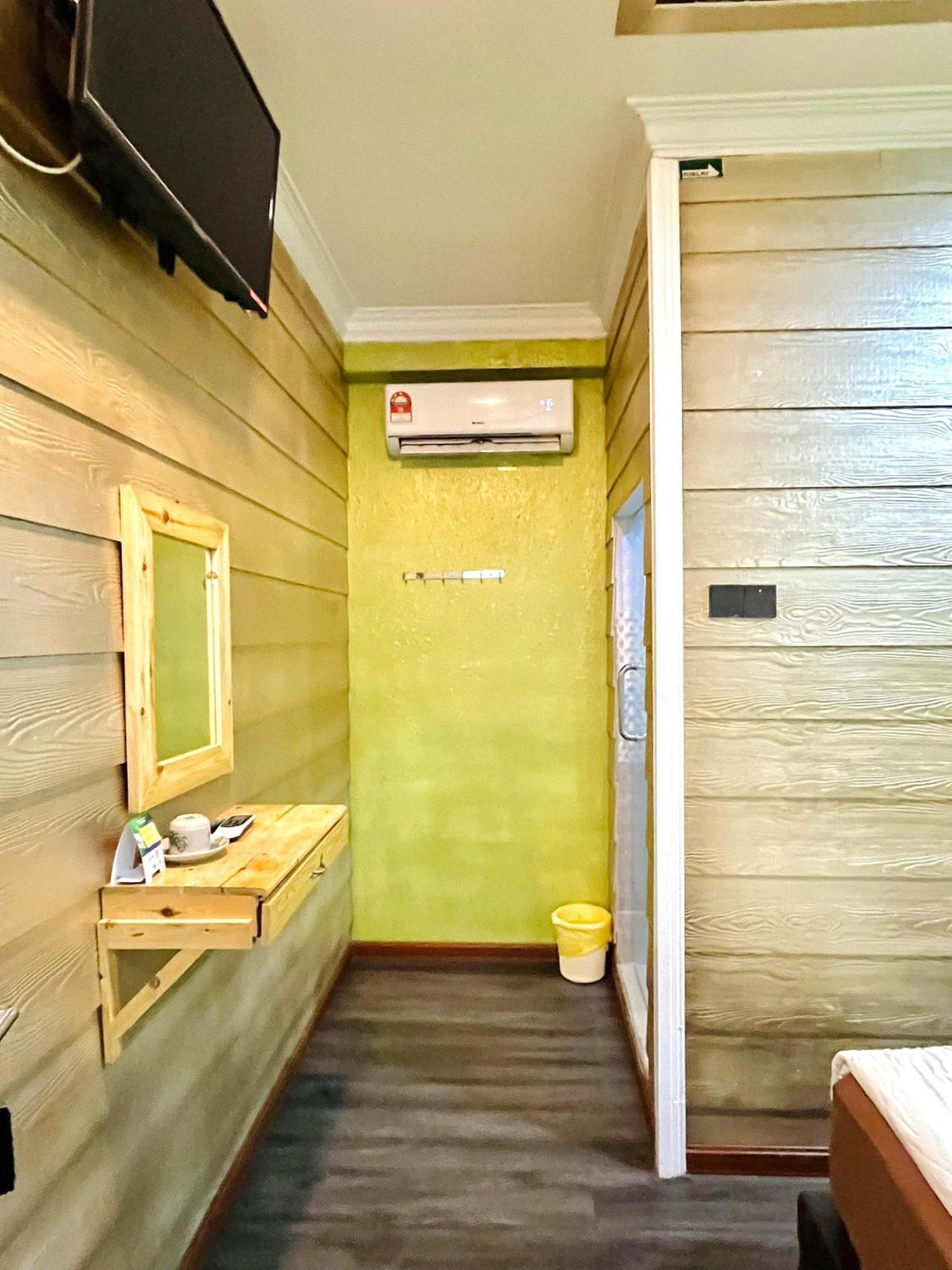 Suza Hostel Tumpat Екстер'єр фото