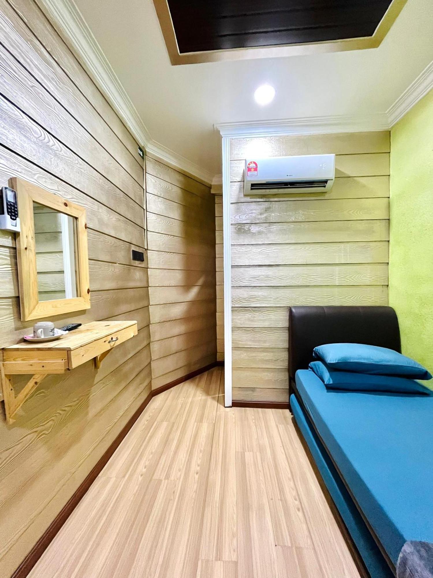 Suza Hostel Tumpat Екстер'єр фото
