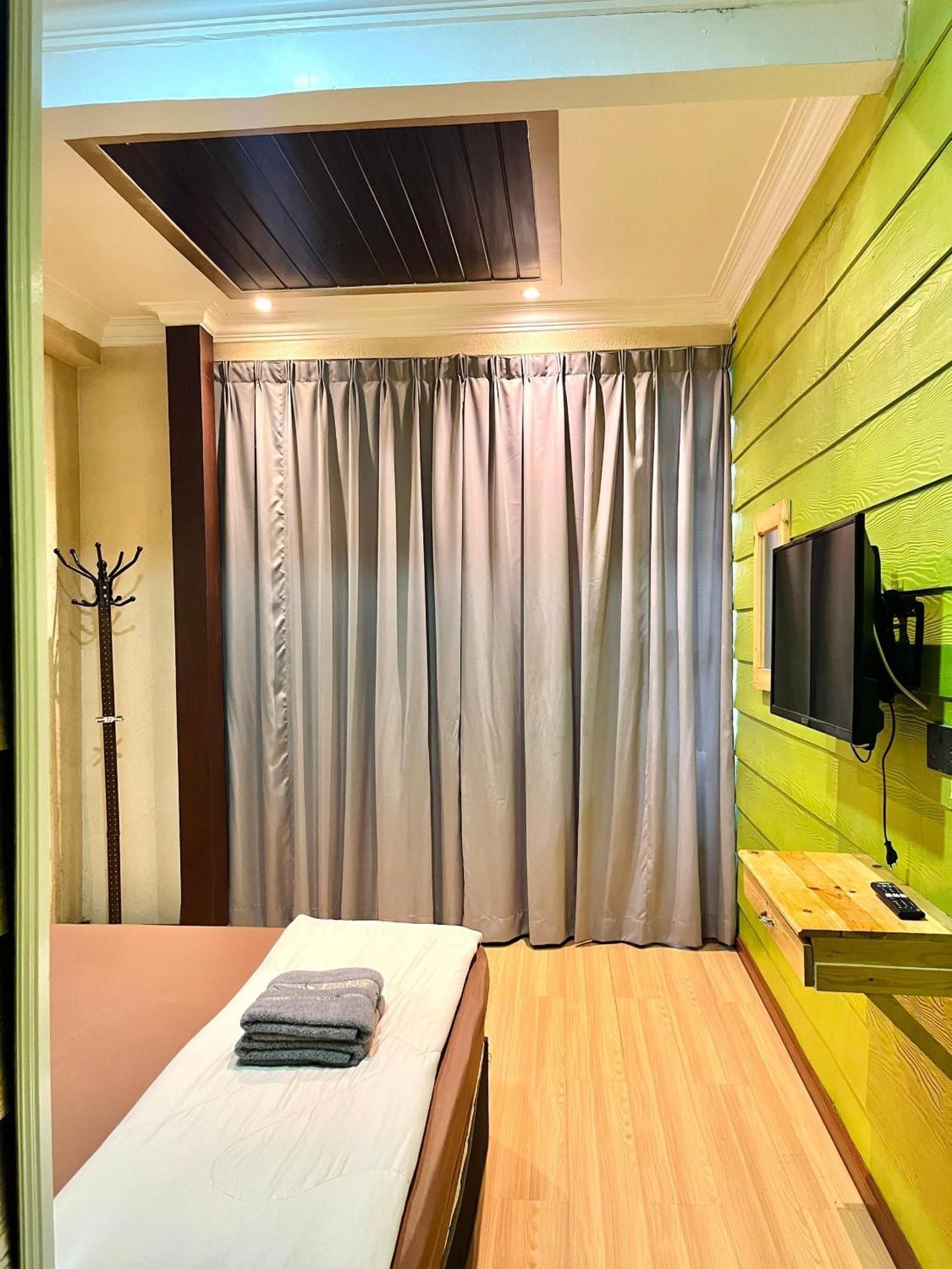 Suza Hostel Tumpat Екстер'єр фото