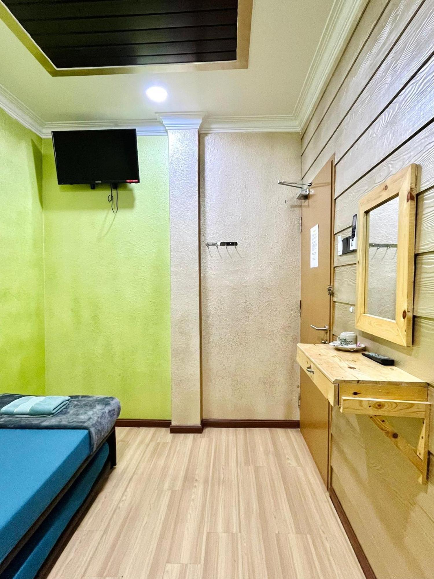 Suza Hostel Tumpat Екстер'єр фото