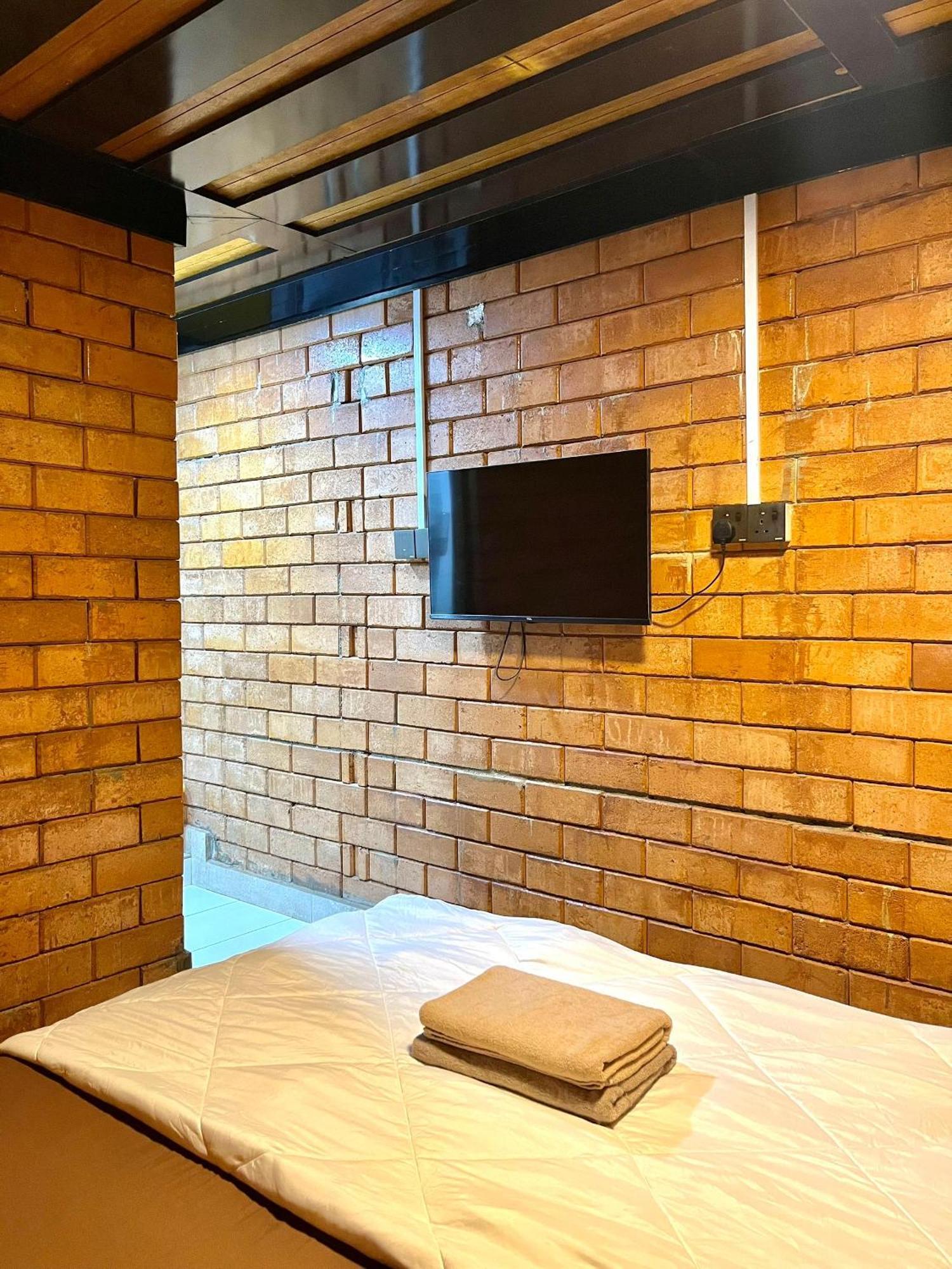 Suza Hostel Tumpat Екстер'єр фото