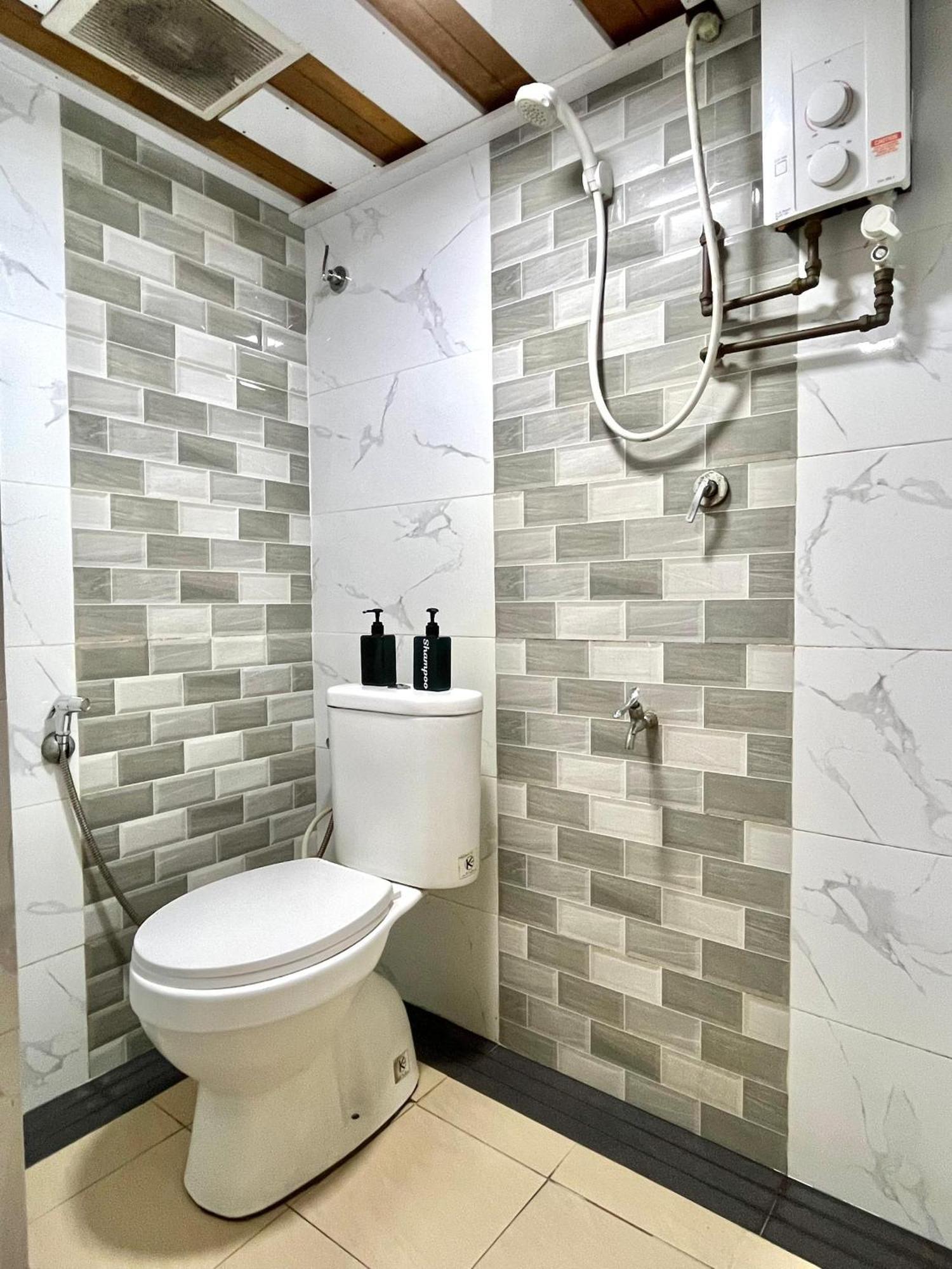 Suza Hostel Tumpat Екстер'єр фото